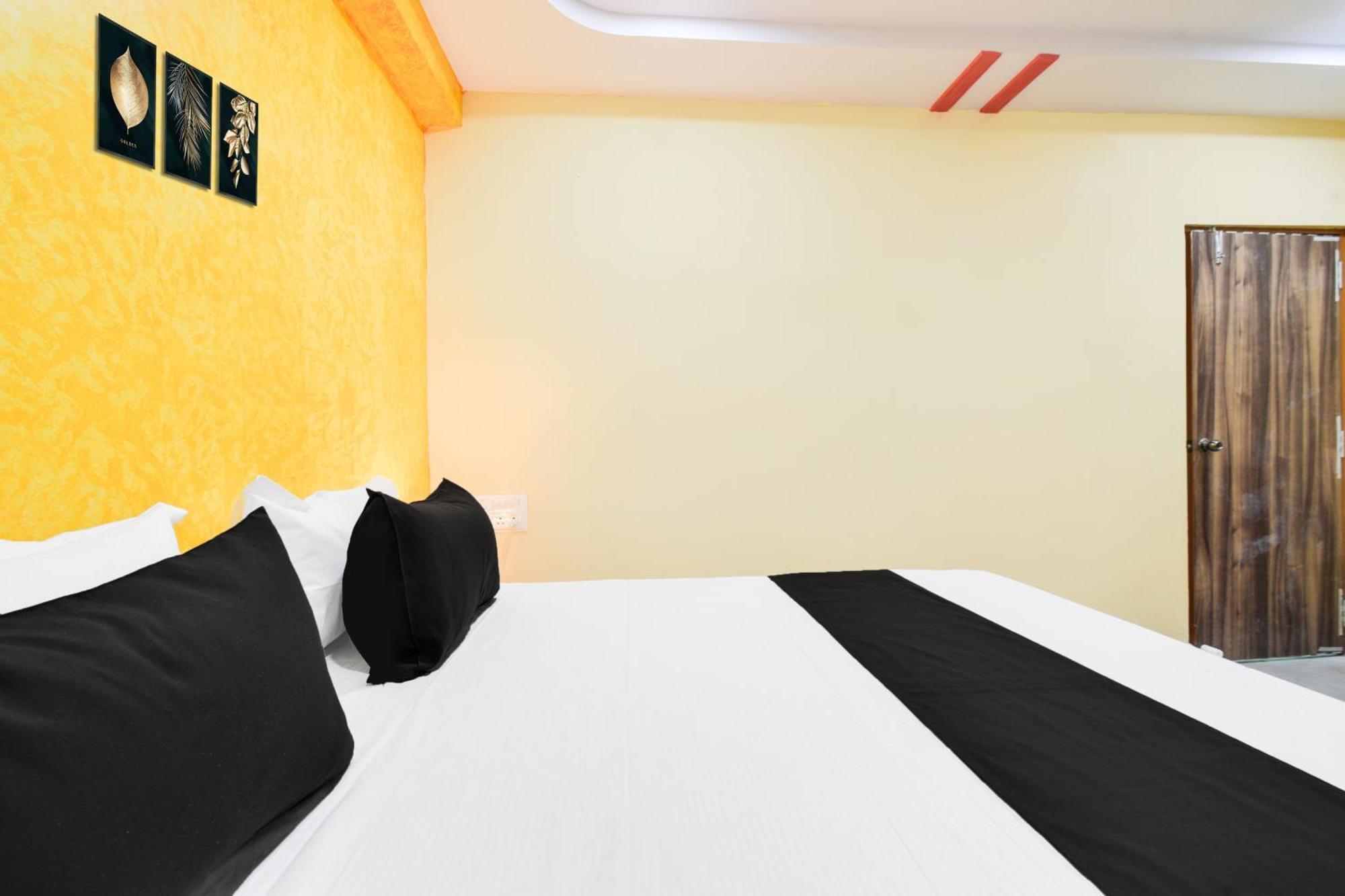 Hotel O Lucky Grand حيدر أباد المظهر الخارجي الصورة