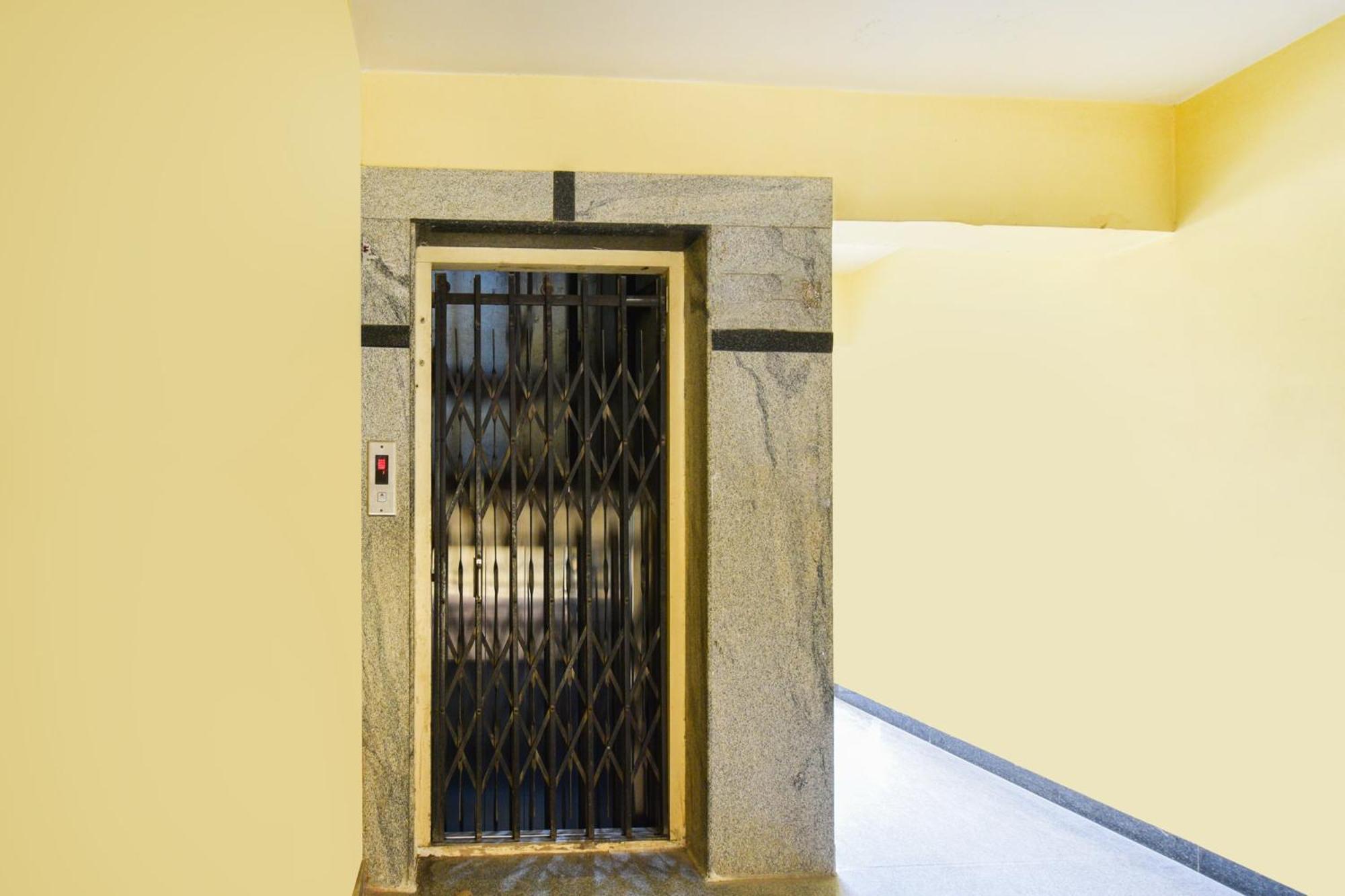 Hotel O Lucky Grand حيدر أباد المظهر الخارجي الصورة